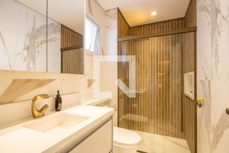 Apartamento à venda com 136m², 3 quartos e 2 vagas Apartamento à venda com 136m², 3 quartos e 2 vagasBanheiro da Suíte 3