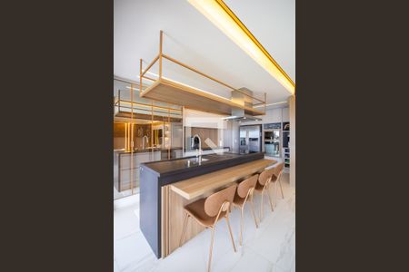 Apartamento à venda com 136m², 3 quartos e 2 vagas Apartamento à venda com 136m², 3 quartos e 2 vagasCozinha