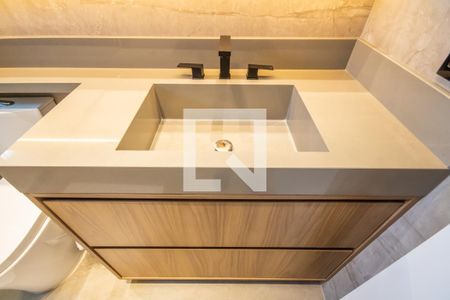 Apartamento à venda com 136m², 3 quartos e 2 vagas Apartamento à venda com 136m², 3 quartos e 2 vagasBanheiro da Suíte 2