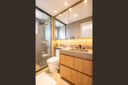 Apartamento à venda com 136m², 3 quartos e 2 vagas Apartamento à venda com 136m², 3 quartos e 2 vagasBanheiro da Suíte 2