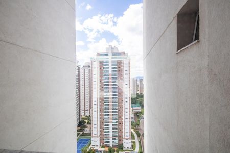 Apartamento à venda com 136m², 3 quartos e 2 vagas Apartamento à venda com 136m², 3 quartos e 2 vagasVista da Suíte 3