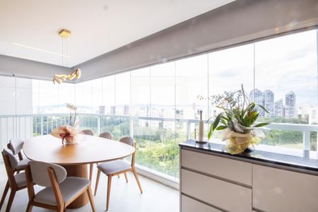 Apartamento à venda com 136m², 3 quartos e 2 vagas Apartamento à venda com 136m², 3 quartos e 2 vagasSacada