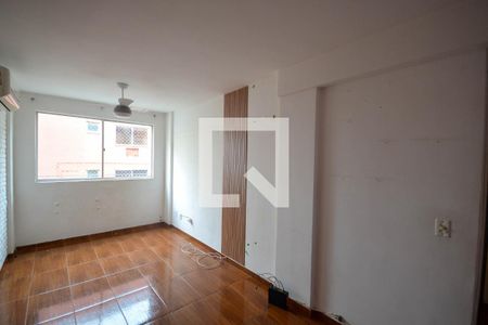 Sala de apartamento para alugar com 2 quartos, 67m² em Centro, Nilópolis