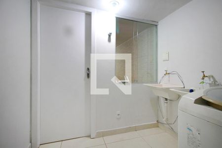 Área de Serviço compartilhada de kitnet/studio para alugar com 1 quarto, 15m² em Santo Antônio, Belo Horizonte