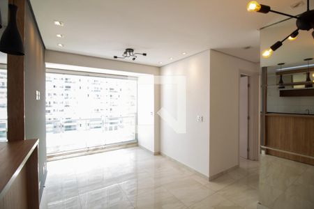 Sala de apartamento à venda com 2 quartos, 50m² em Santo Amaro, São Paulo