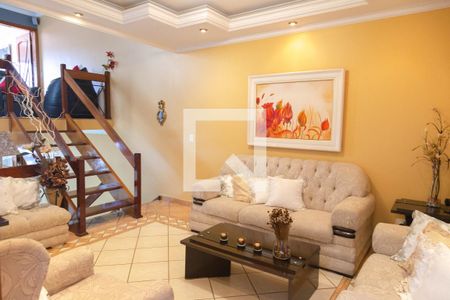 Sala de casa para alugar com 4 quartos, 220m² em Jardim Santa Clara, Guarulhos