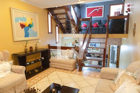 Sala de casa para alugar com 4 quartos, 220m² em Jardim Santa Clara, Guarulhos