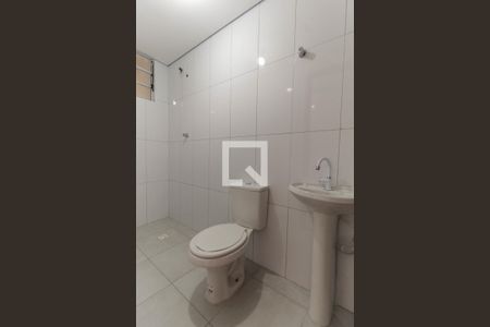 Banheiro de casa de condomínio para alugar com 1 quarto, 50m² em Jardim Matarazzo, São Paulo