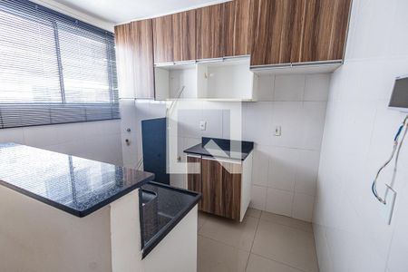 Cozinha de apartamento à venda com 2 quartos, 50m² em Serrano, Belo Horizonte