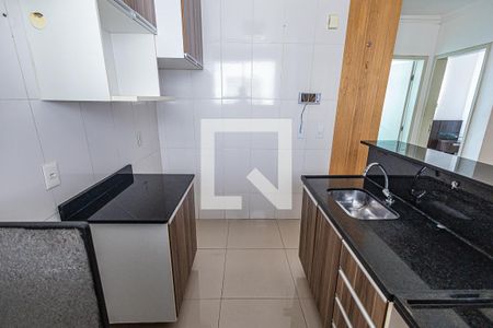 Cozinha de apartamento à venda com 2 quartos, 50m² em Serrano, Belo Horizonte