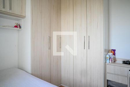 Quarto 2 de apartamento para alugar com 2 quartos, 41m² em Jardim Santa Emilia, São Paulo