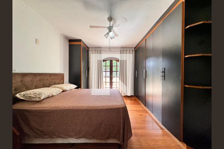Suite de casa à venda com 3 quartos, 175m² em Jardim Utinga, Santo André