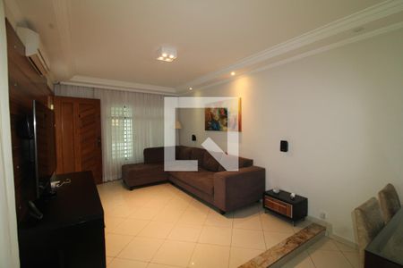 Sala de casa à venda com 3 quartos, 160m² em Vila Pauliceia, São Paulo