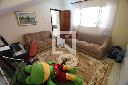 Sala TV de casa à venda com 3 quartos, 244m² em Vila Madalena, Campinas