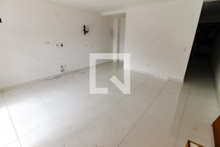 Sala de casa para alugar com 4 quartos, 200m² em Paraíso do Morumbi, São Paulo