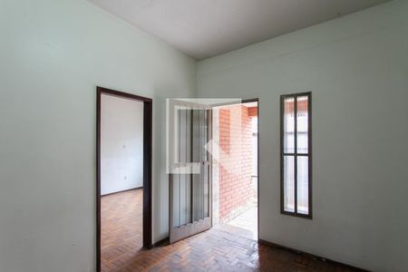 Sala de casa à venda com 3 quartos, 350m² em Glória, Belo Horizonte