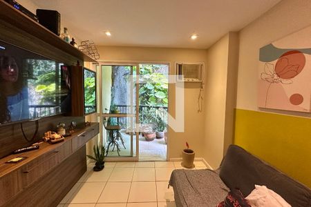 Sala de apartamento à venda com 2 quartos, 84m² em Laranjeiras, Rio de Janeiro