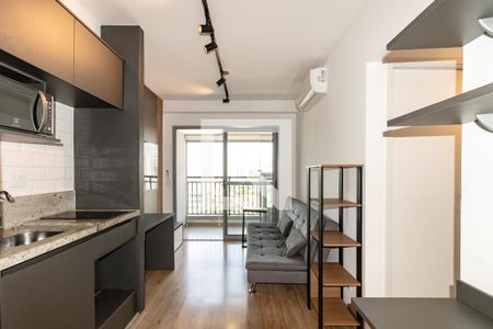 Sala/Cozinha de apartamento para alugar com 1 quarto, 31m² em Moema, São Paulo