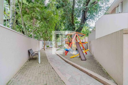 Casa de condomínio à venda com 240m², 4 quartos e 2 vagas Casa de condomínio à venda com 240m², 4 quartos e 2 vagasÁrea comum