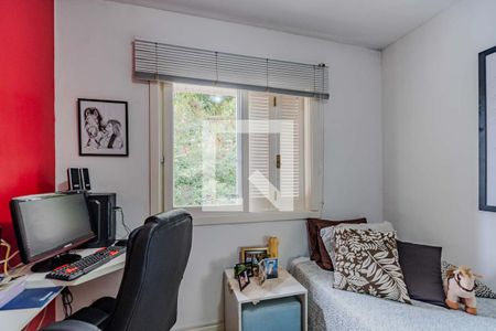 Casa de condomínio à venda com 240m², 4 quartos e 2 vagas Casa de condomínio à venda com 240m², 4 quartos e 2 vagasQuarto 2