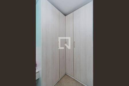 Casa de condomínio à venda com 240m², 4 quartos e 2 vagas Casa de condomínio à venda com 240m², 4 quartos e 2 vagasQuarto 3