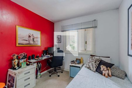 Casa de condomínio à venda com 240m², 4 quartos e 2 vagas Casa de condomínio à venda com 240m², 4 quartos e 2 vagasQuarto 2