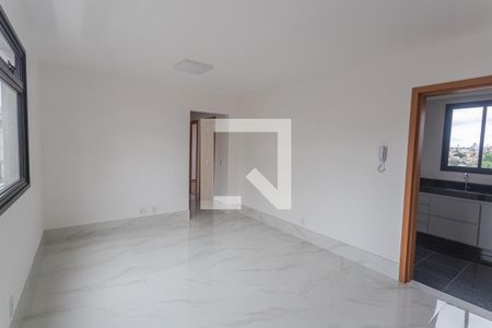 Sala de apartamento à venda com 3 quartos, 70m² em Esplanada, Belo Horizonte