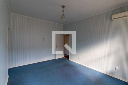 Casa à venda com 480m², 4 quartos e 2 vagas Casa à venda com 480m², 4 quartos e 2 vagasSuíte 1