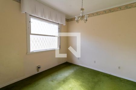 Casa à venda com 480m², 4 quartos e 2 vagas Casa à venda com 480m², 4 quartos e 2 vagasQuarto 2