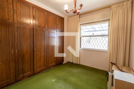 Casa à venda com 480m², 4 quartos e 2 vagas Casa à venda com 480m², 4 quartos e 2 vagasQuarto 1