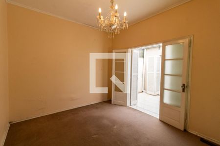 Casa à venda com 480m², 4 quartos e 2 vagas Casa à venda com 480m², 4 quartos e 2 vagasSala de Jantar