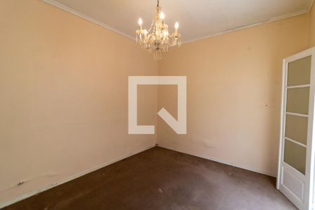 Casa à venda com 480m², 4 quartos e 2 vagas Casa à venda com 480m², 4 quartos e 2 vagasSala de Jantar