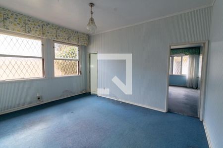 Casa à venda com 480m², 4 quartos e 2 vagas Casa à venda com 480m², 4 quartos e 2 vagasSuíte 1