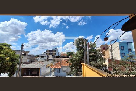 Vista de casa à venda com 4 quartos, 205m² em Nova Gerti, São Caetano do Sul