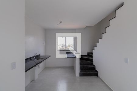 Cozinha/Área de Serviço de apartamento para alugar com 2 quartos, 67m² em Vila Ré, São Paulo