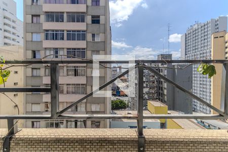 Varanda de kitnet/studio para alugar com 1 quarto, 38m² em Santa Ifigênia, São Paulo