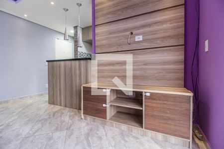 Sala  de apartamento para alugar com 2 quartos, 49m² em Vila Ester, Carapicuíba