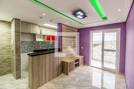 Sala  de apartamento para alugar com 2 quartos, 49m² em Vila Ester, Carapicuíba