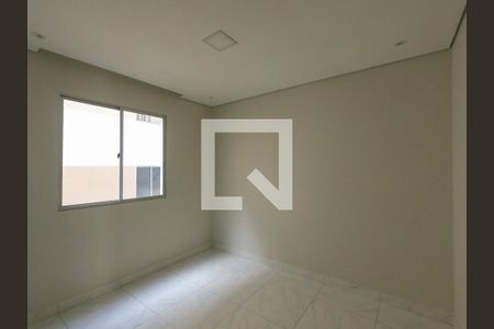 Quarto 1 de apartamento para alugar com 2 quartos, 44m² em Betim Industrial, Betim