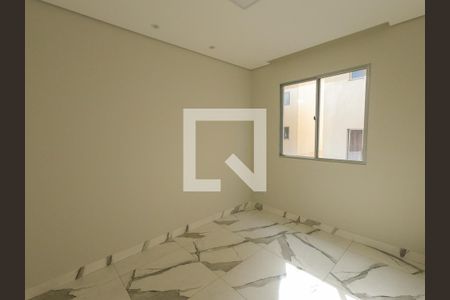 Quarto 2 de apartamento para alugar com 2 quartos, 44m² em Betim Industrial, Betim