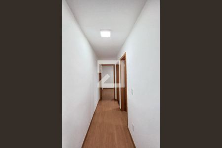 Corredor de apartamento para alugar com 2 quartos, 43m² em Parque Industrial, Campinas