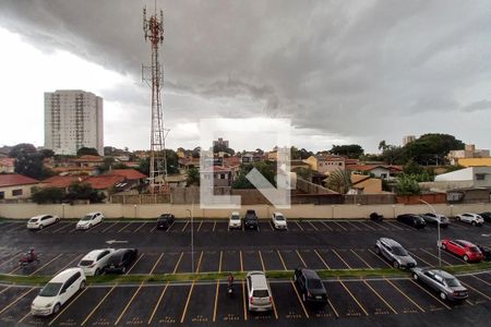 Vista da sala de apartamento para alugar com 2 quartos, 43m² em Parque Industrial, Campinas