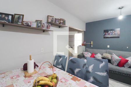 Sala de casa à venda com 2 quartos, 102m² em Parque Residencial Almerinda Chaves, Jundiaí