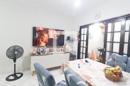 Sala de casa à venda com 2 quartos, 102m² em Parque Residencial Almerinda Chaves, Jundiaí