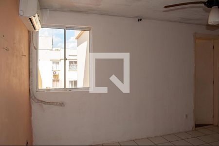 Sala  de apartamento à venda com 2 quartos, 43m² em Vila Nova, Porto Alegre