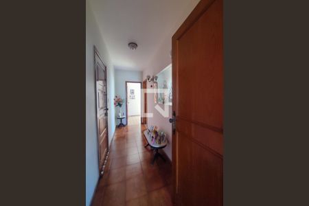 Apartamento à venda com 385m², 5 quartos e 3 vagas Apartamento à venda com 385m², 5 quartos e 3 vagasCorredor