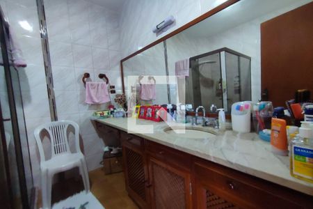 Apartamento à venda com 385m², 5 quartos e 3 vagas Apartamento à venda com 385m², 5 quartos e 3 vagasBanheiro 2