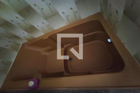 Apartamento à venda com 385m², 5 quartos e 3 vagas Apartamento à venda com 385m², 5 quartos e 3 vagasBanheiro 1