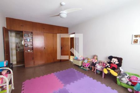 Apartamento à venda com 385m², 5 quartos e 3 vagas Apartamento à venda com 385m², 5 quartos e 3 vagasQuarto 3