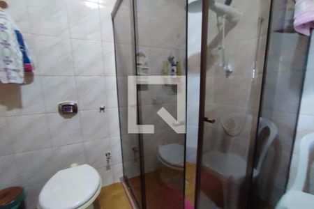 Apartamento à venda com 385m², 5 quartos e 3 vagas Apartamento à venda com 385m², 5 quartos e 3 vagasBanheiro 2